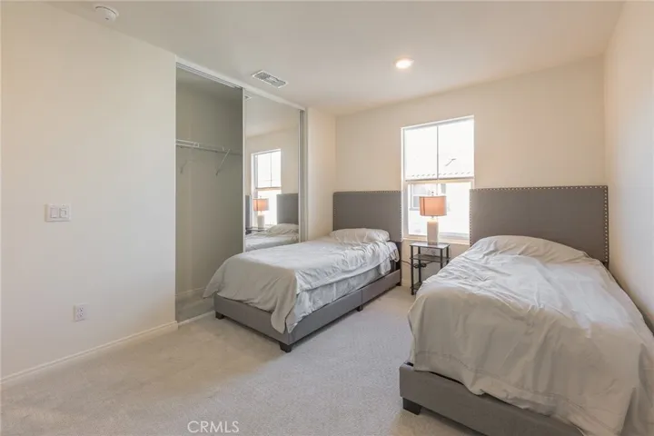 4058 E Coronado Privado, Ontario, California 91761