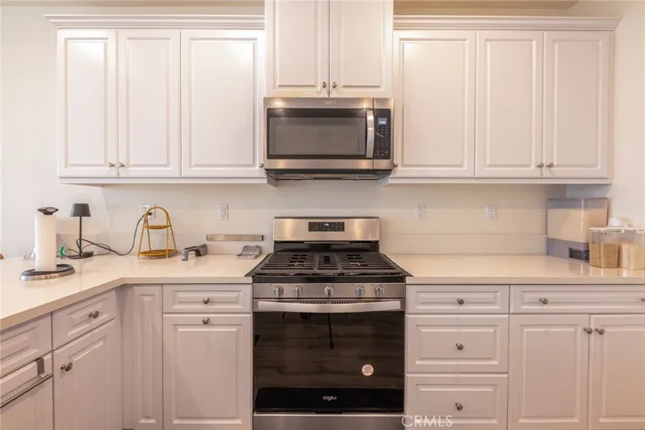 4058 E Coronado Privado, Ontario, California 91761