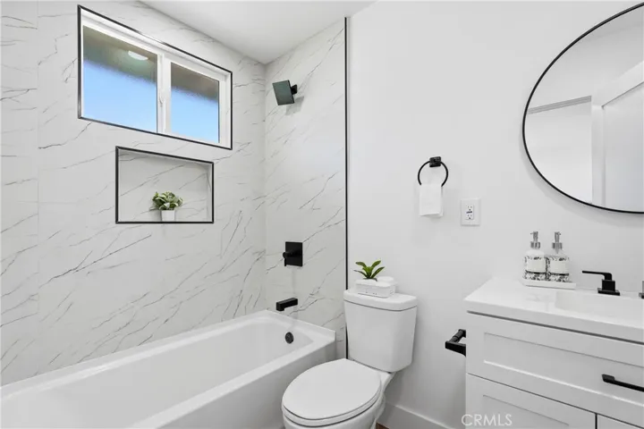 735 W Heber, Glendora, California 91741