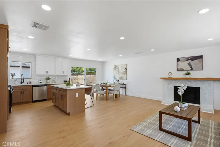 735 W Heber, Glendora, California 91741