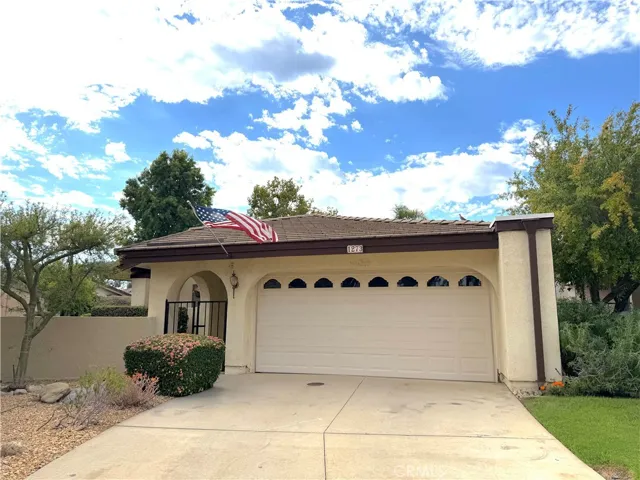 Wonderful location in this community.