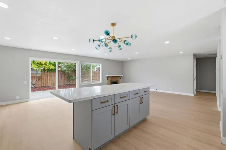 4838 Snell, San Jose, California 95136