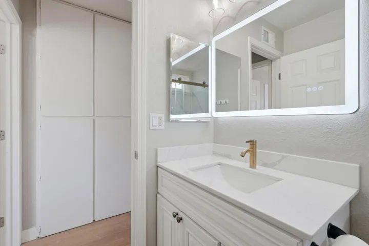 4838 Snell, San Jose, California 95136
