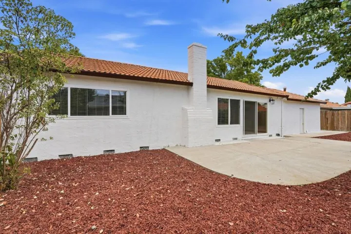 4838 Snell, San Jose, California 95136