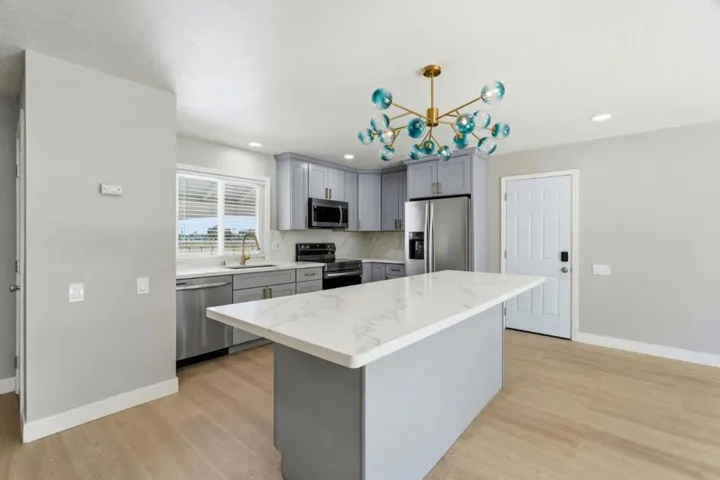 4838 Snell, San Jose, California 95136