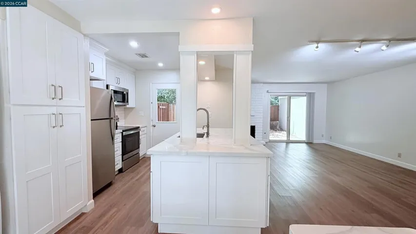 1065 San Ramon Valley Blvd, Danville, California 94526