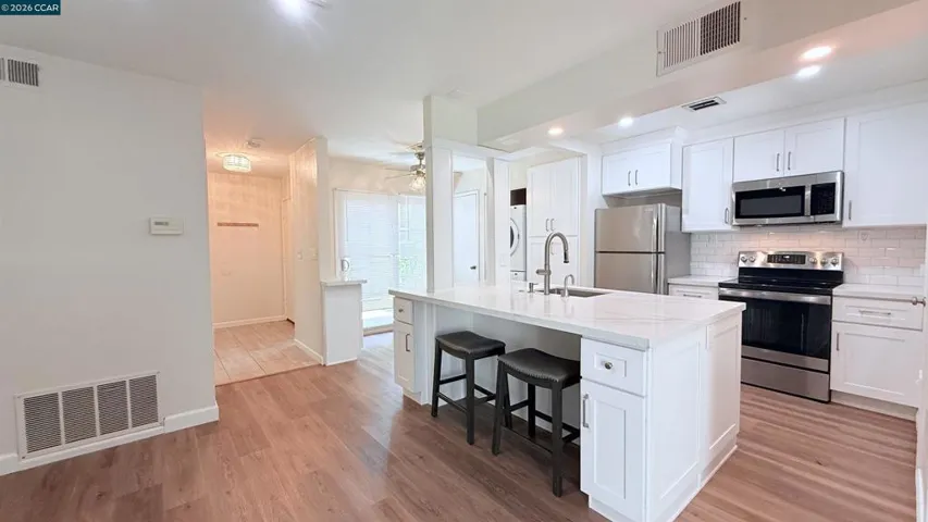 1065 San Ramon Valley Blvd, Danville, California 94526