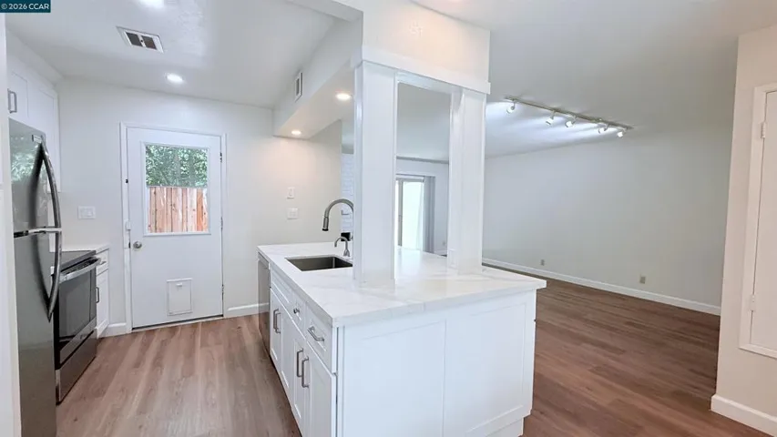 1065 San Ramon Valley Blvd, Danville, California 94526
