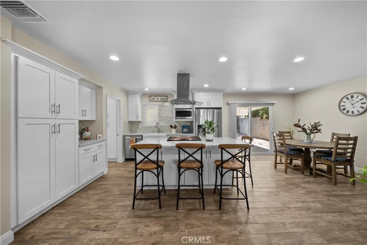 24607 Fourl, Newhall, California 91321