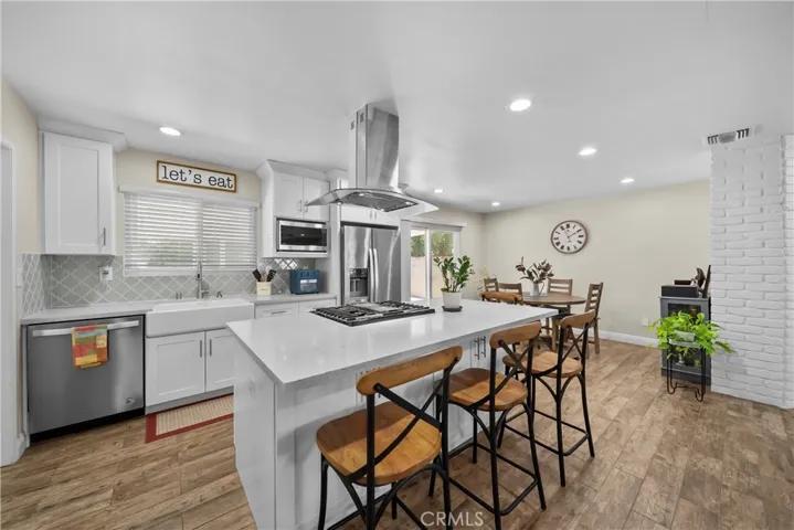 24607 Fourl, Newhall, California 91321