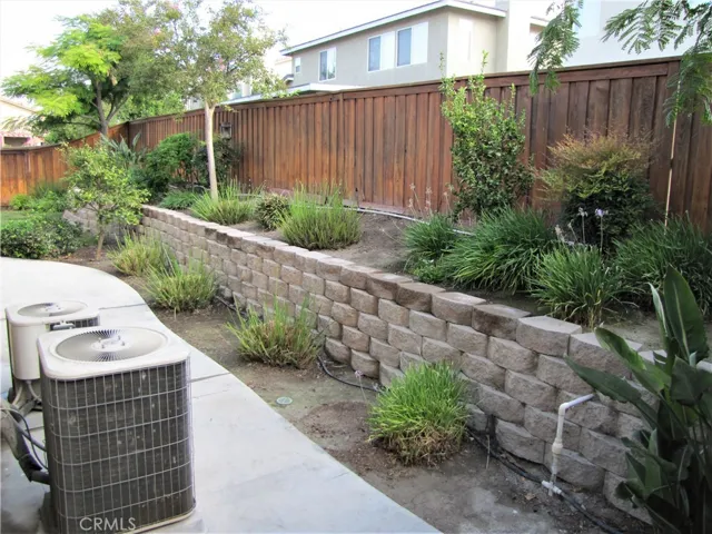 7342 Corona Valley Avenue, Eastvale, California 92880