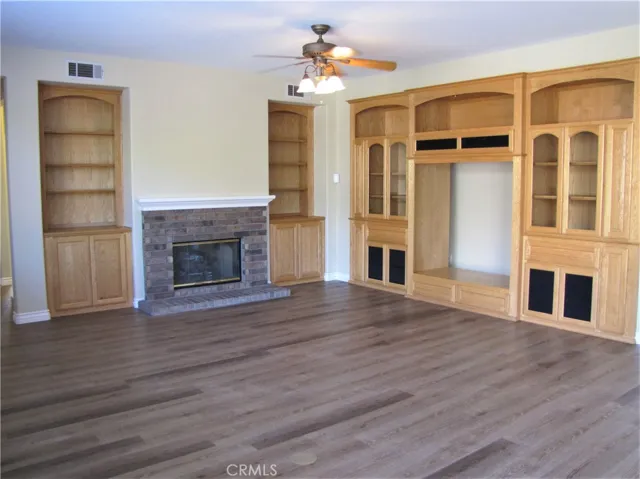 7342 Corona Valley Avenue, Eastvale, California 92880