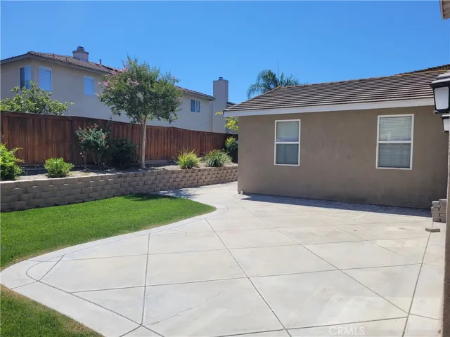 7342 Corona Valley Avenue, Eastvale, California 92880