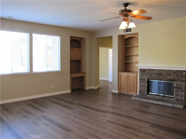 7342 Corona Valley Avenue, Eastvale, California 92880