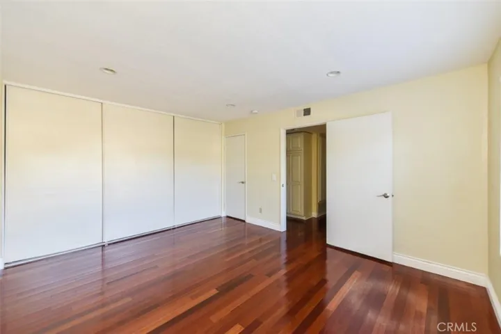 48 Columbia 6, Irvine, California 92612