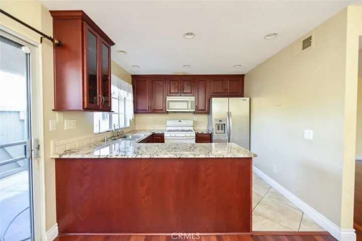 48 Columbia 6, Irvine, California 92612