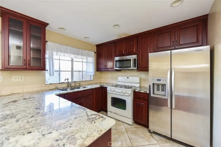 48 Columbia 6, Irvine, California 92612