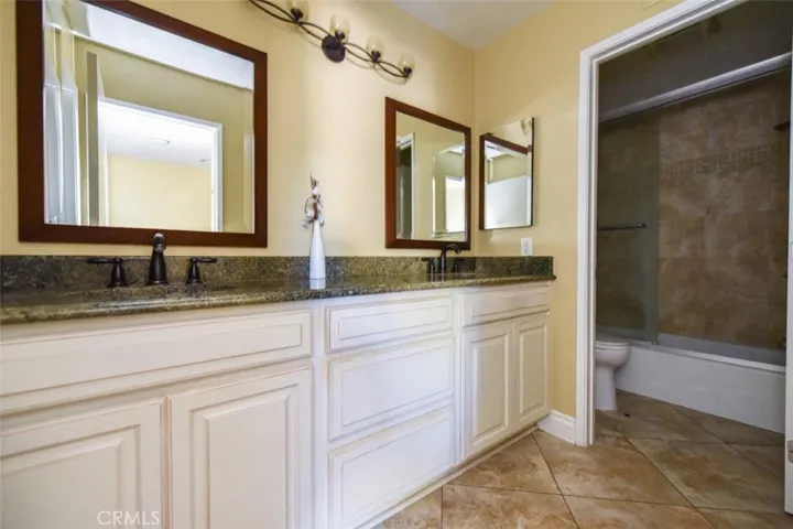 48 Columbia 6, Irvine, California 92612