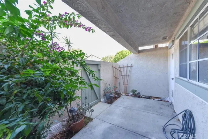 48 Columbia 6, Irvine, California 92612