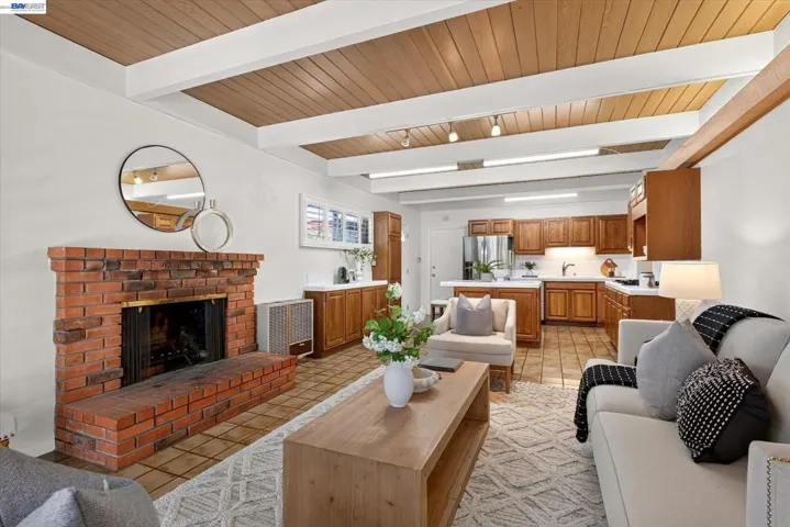 19131 Waverly Avenue, San Lorenzo, California 94541
