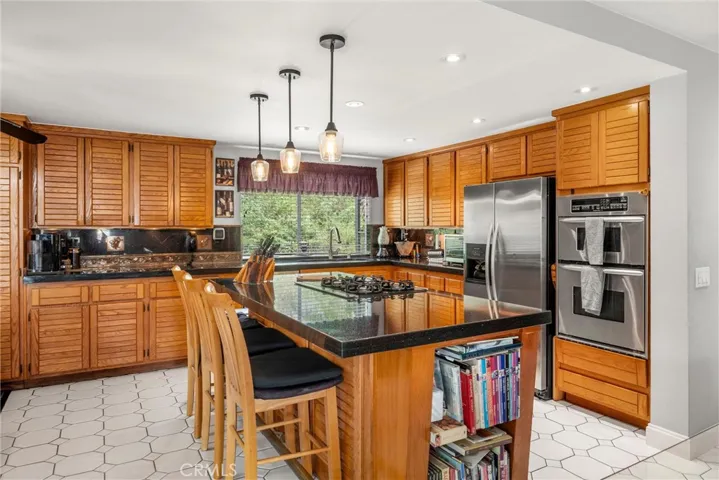 5065 Aviemore, Yorba Linda, California 92887