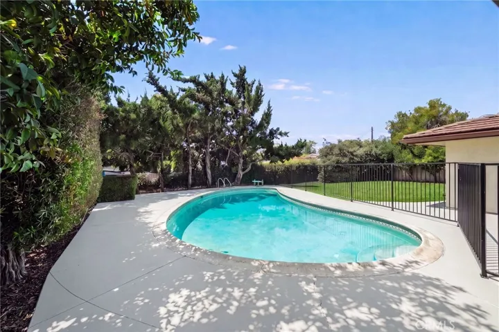 458 W Winnie Way, Arcadia, California 91007