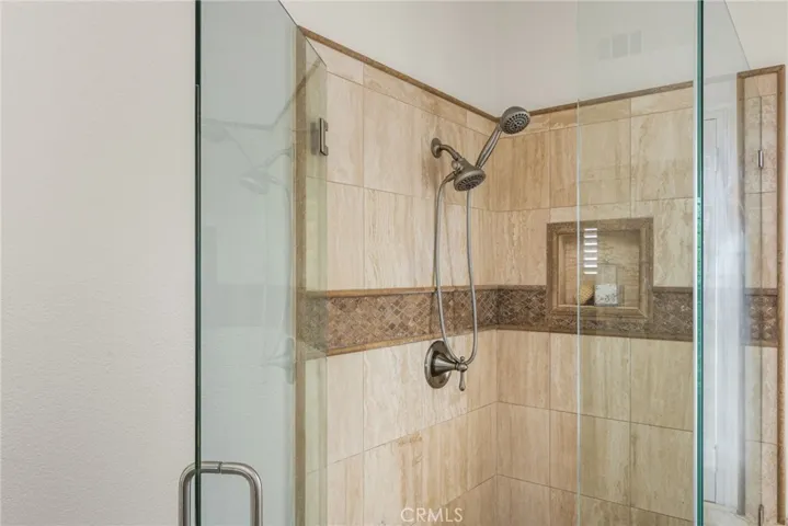 25 La Perla, Lake Forest, California 92610