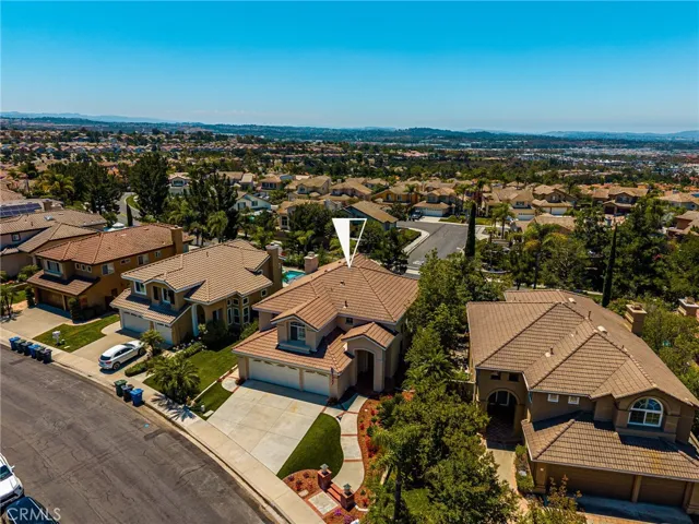 25 La Perla, Lake Forest, California 92610