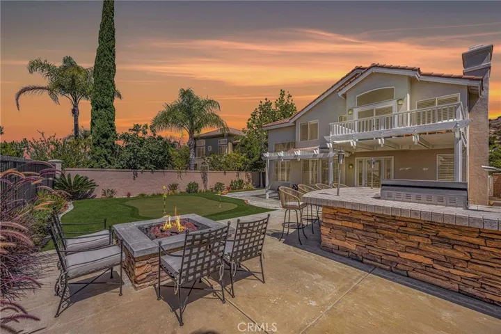 25 La Perla, Lake Forest, California 92610