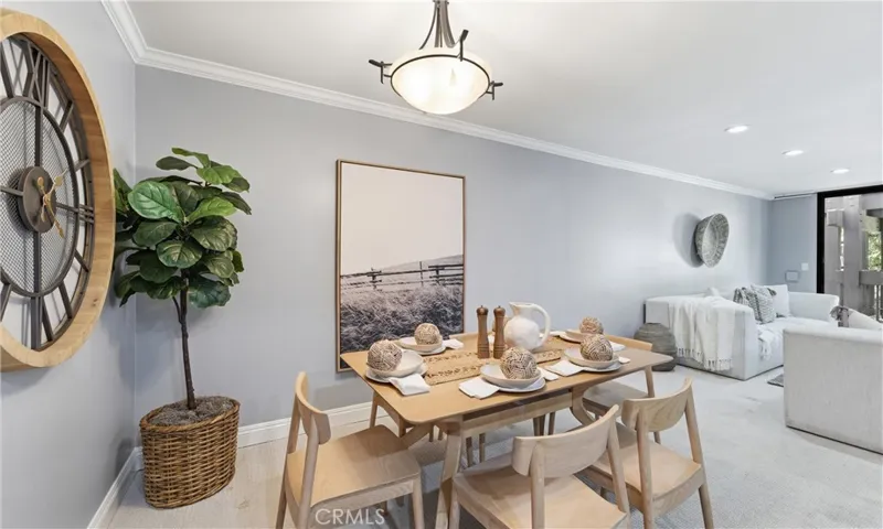 7740 Redlands, Playa Del Rey, California 90293