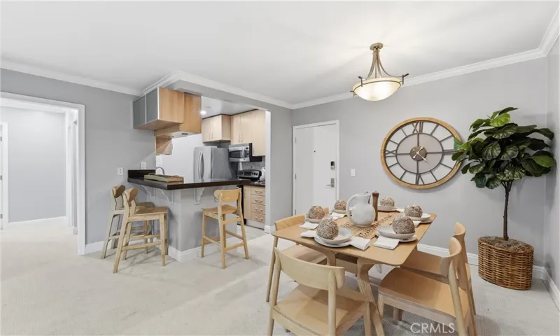 7740 Redlands, Playa Del Rey, California 90293