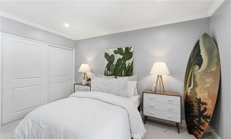 7740 Redlands, Playa Del Rey, California 90293