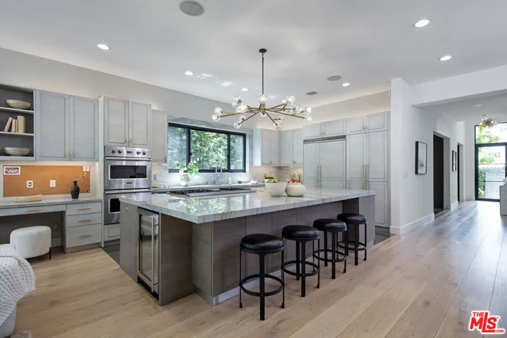703 25th Street, Santa Monica, California 90402