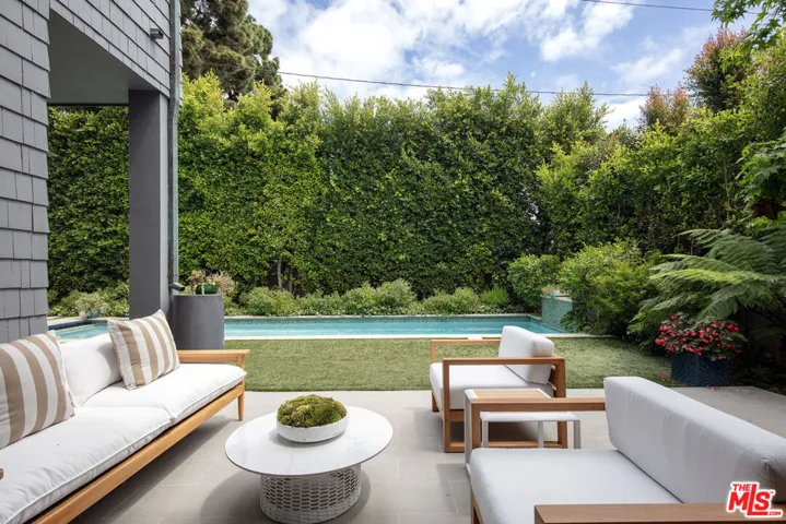703 25th Street, Santa Monica, California 90402