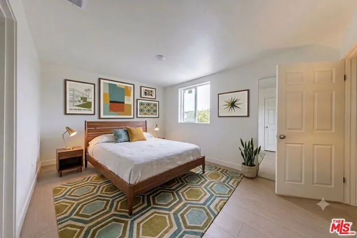 946 E 21st Street, Los Angeles, California 90011