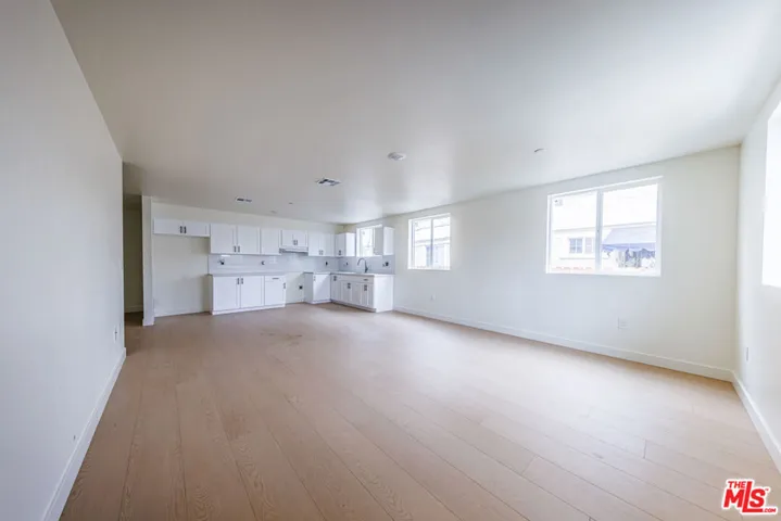 946 E 21st Street, Los Angeles, California 90011