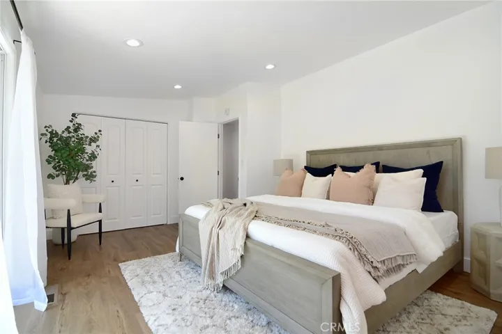 5655 Ramara Avenue, Woodland Hills, California 91367
