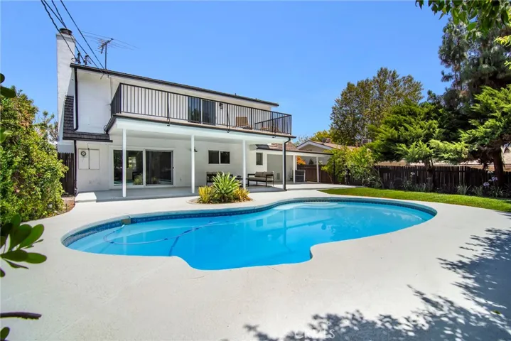 5655 Ramara Avenue, Woodland Hills, California 91367