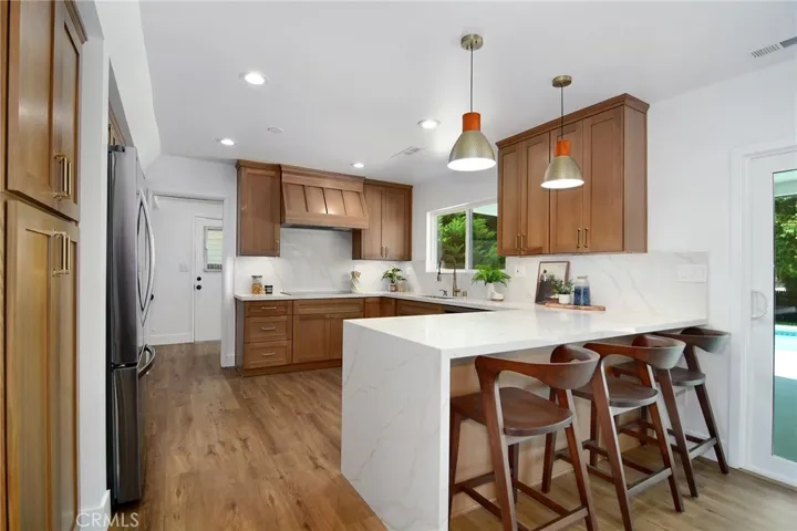 5655 Ramara Avenue, Woodland Hills, California 91367
