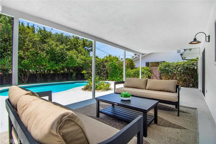 5655 Ramara Avenue, Woodland Hills, California 91367