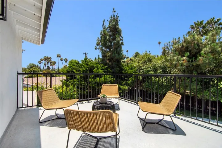5655 Ramara Avenue, Woodland Hills, California 91367