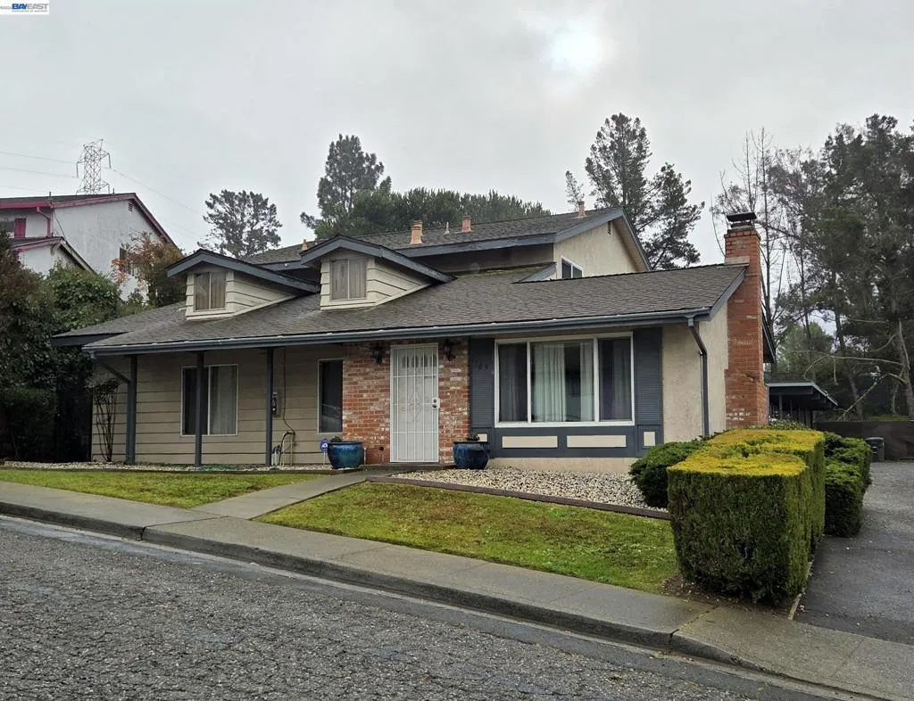 709 Pope Dr