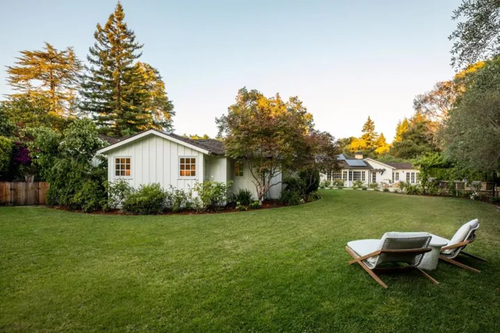 14 Flood Circle, Atherton, California 94027