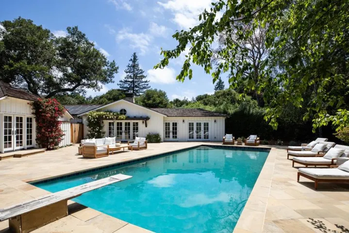 14 Flood Circle, Atherton, California 94027
