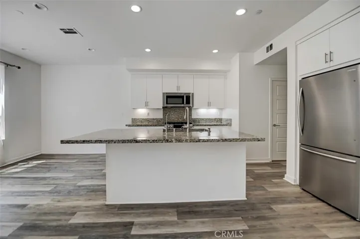 39 Prominence, Lake Forest, California 92630