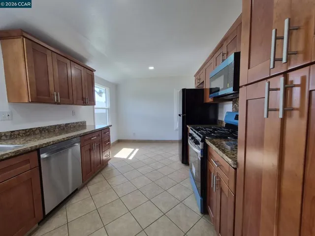 120 S 39th St, Richmond, California 94804