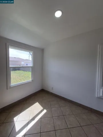 120 S 39th St, Richmond, California 94804