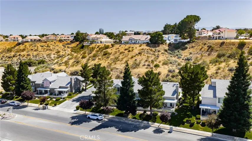 13310 Spring Valley B, Victorville, California 92395