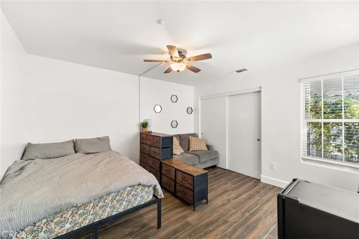 13310 Spring Valley B, Victorville, California 92395