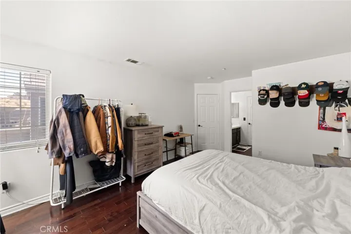 13310 Spring Valley B, Victorville, California 92395